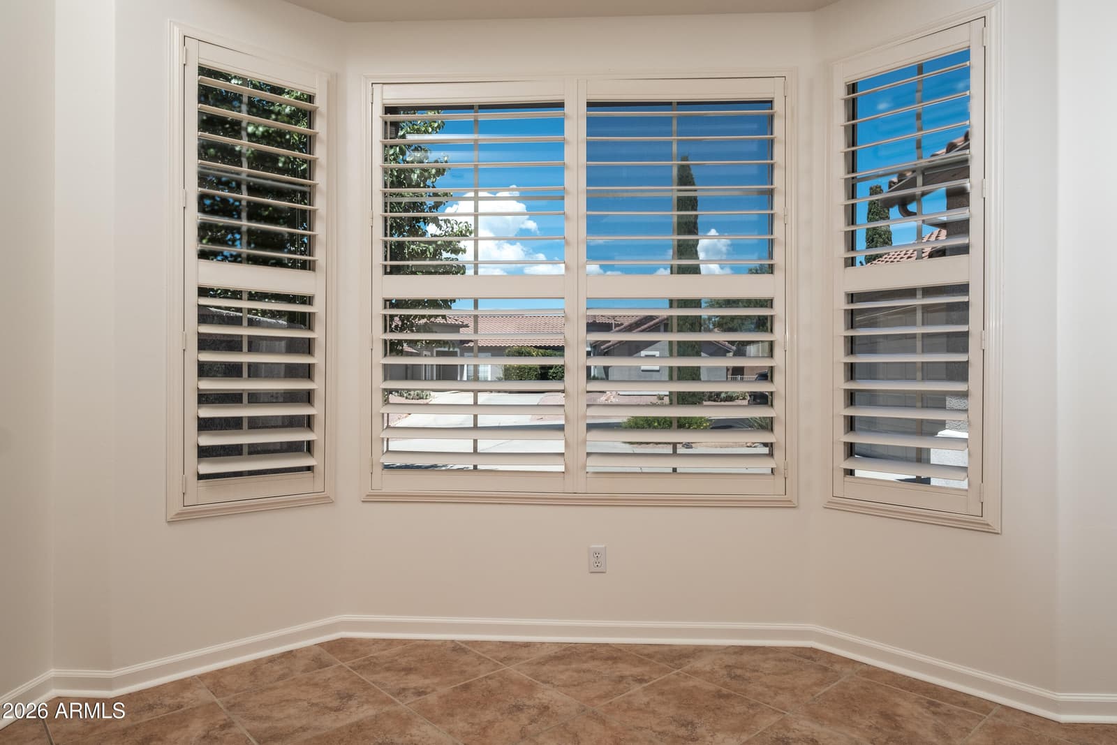 493 S VALLE ESCONDIDO, Cornville, AZ 86325 — photo 19 of 36