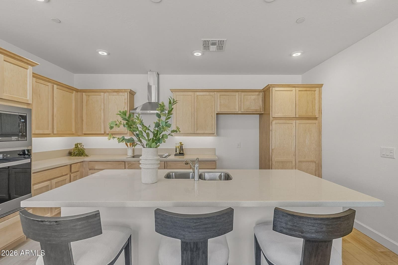 2121 W SONORAN DESERT Drive 99, Phoenix, AZ 85085 — photo 4 of 33
