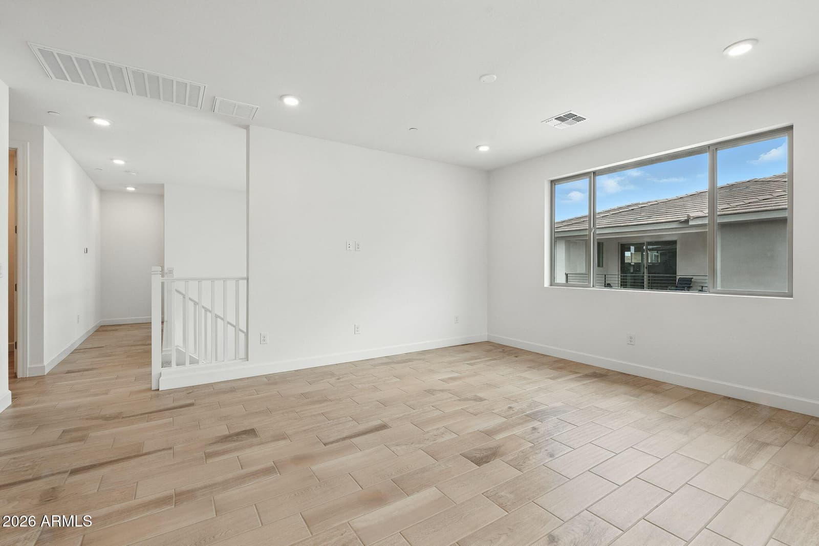 2121 W SONORAN DESERT Drive 99, Phoenix, AZ 85085 — photo 16 of 33