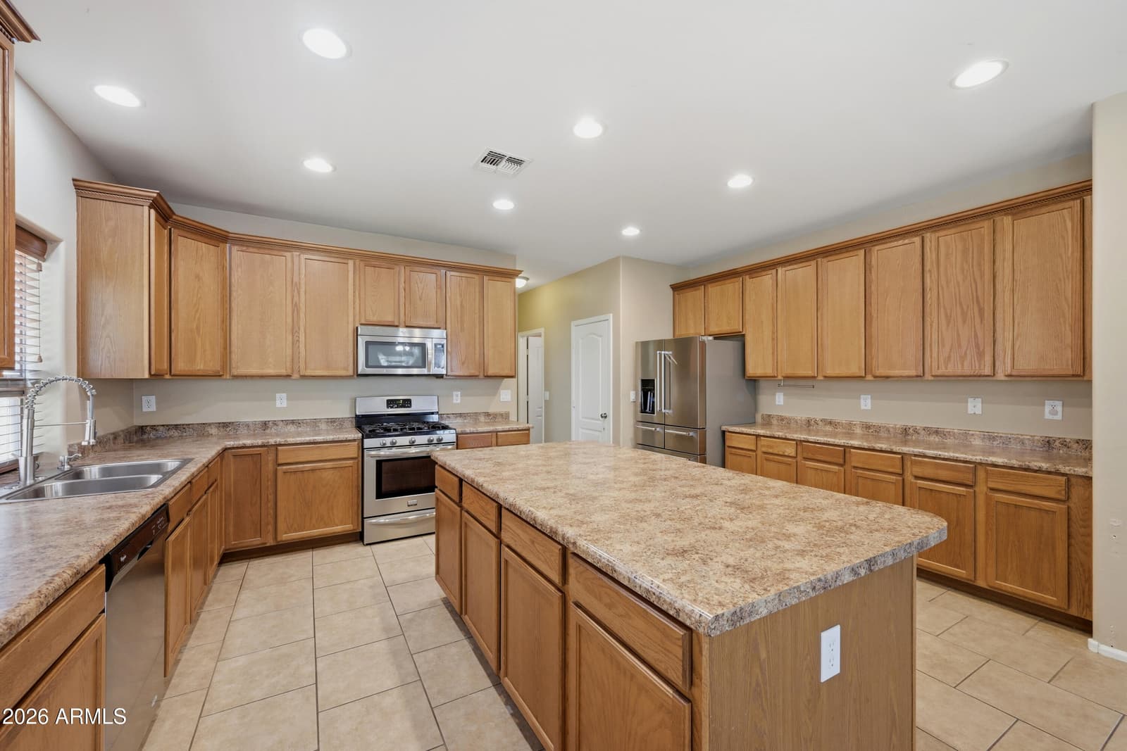 5797 E DIONYSUS Drive, Florence, AZ 85132 — photo 8 of 32