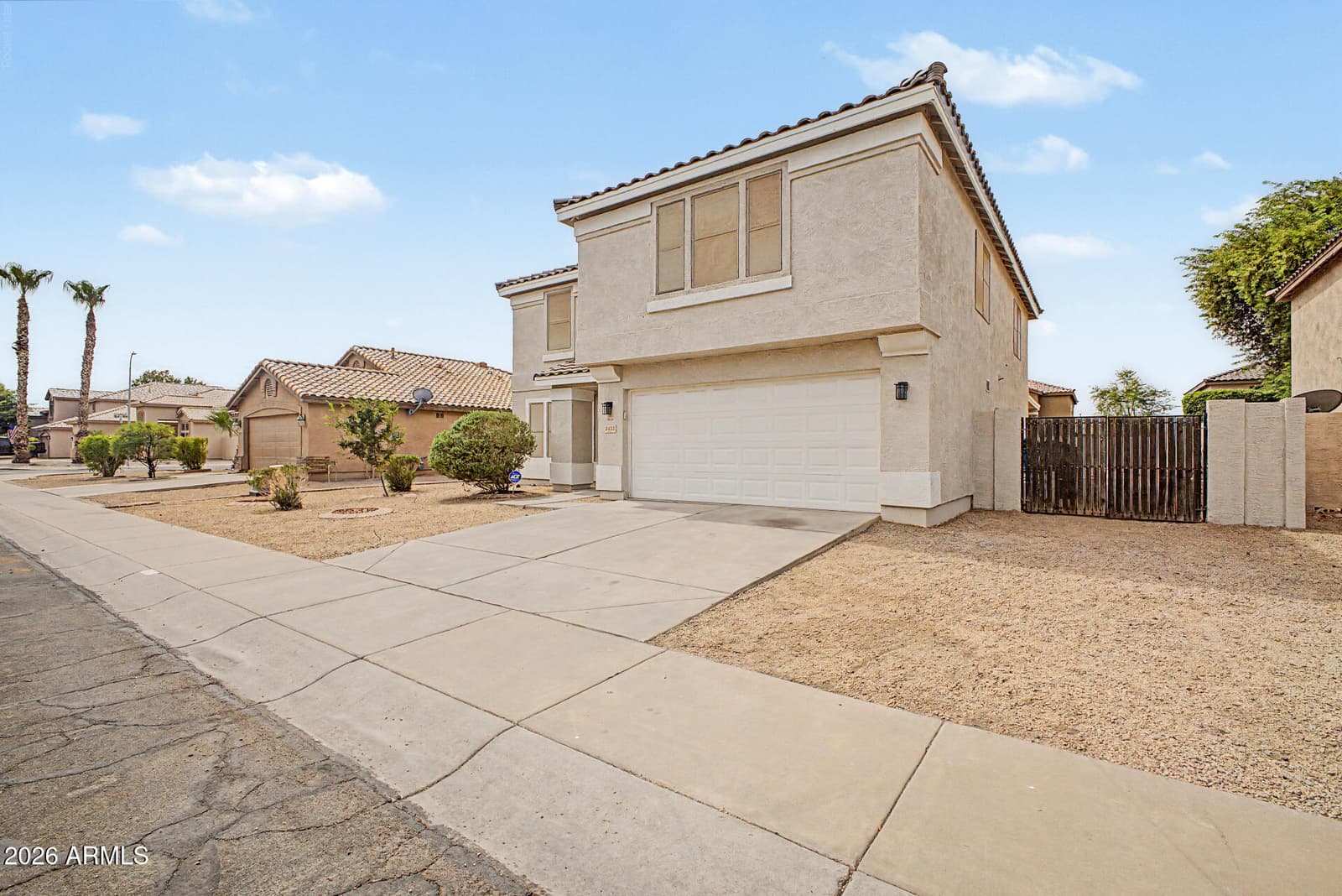9433 W ELM Street, Phoenix, AZ 85037 — photo 4 of 48