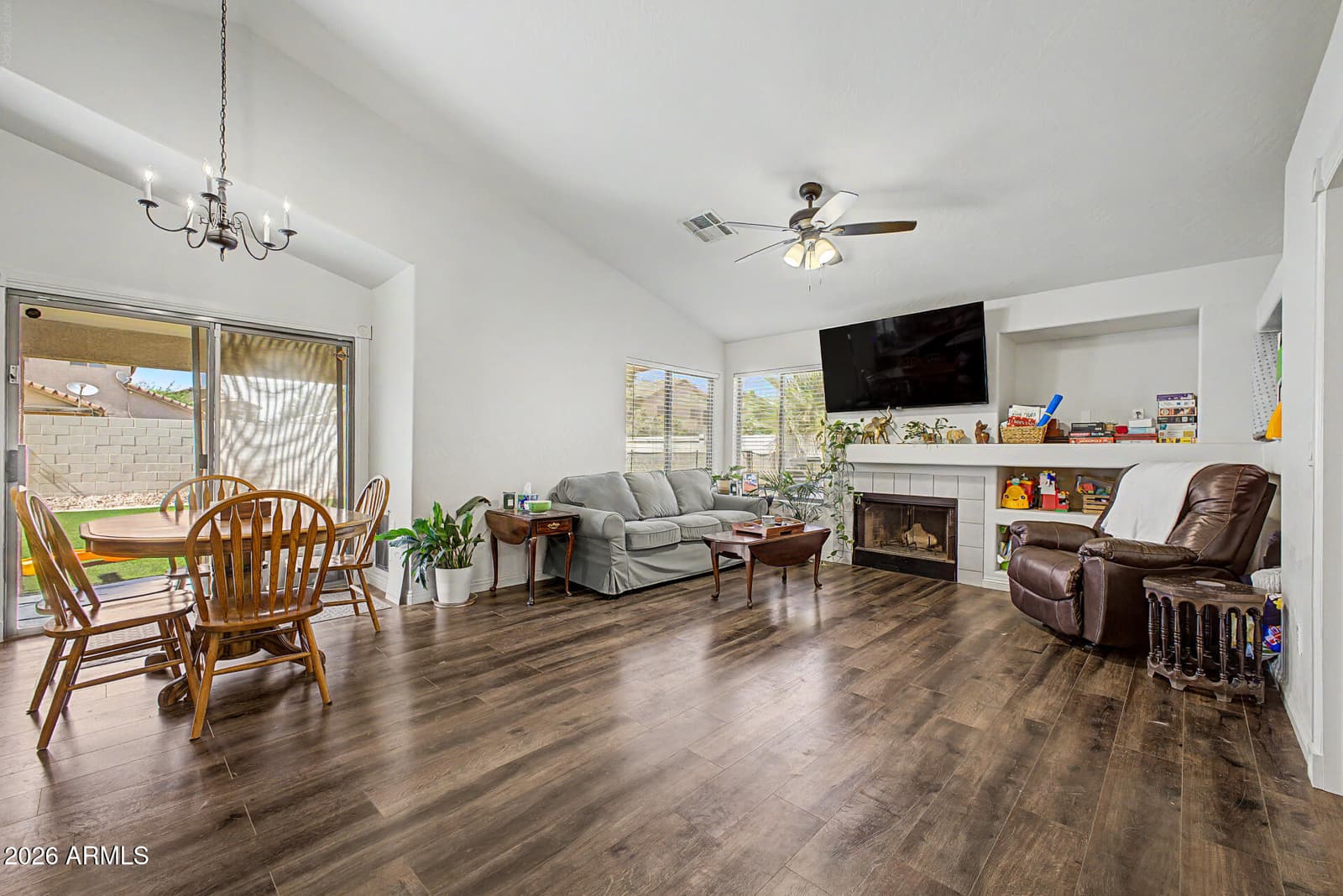 9252 W CAROL Avenue, Peoria, AZ 85345 — photo 6 of 33