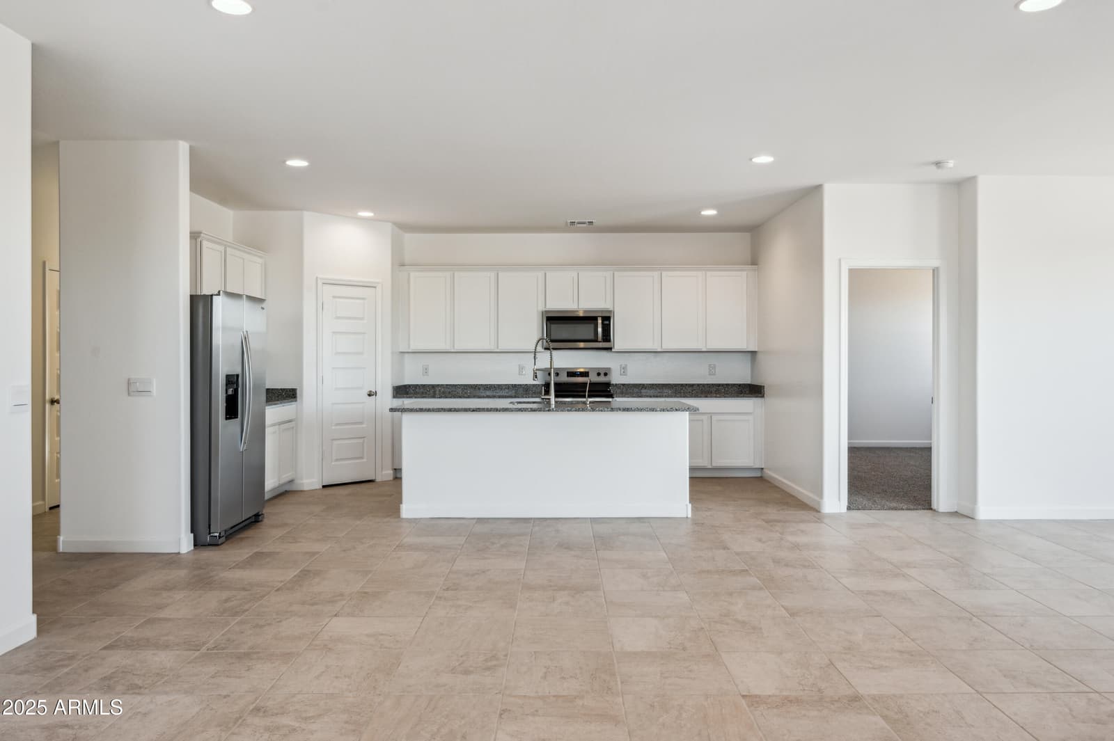 12669 E BAHIA Court, Florence, AZ 85132 — photo 7 of 62