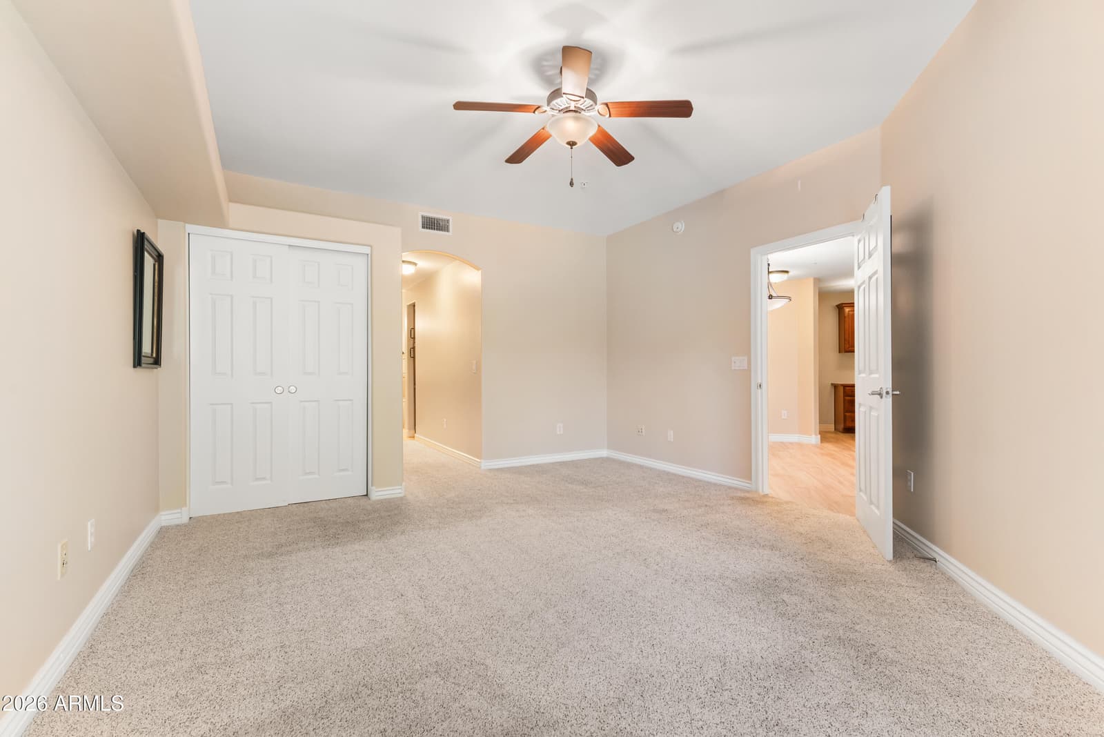 5350 E DEER VALLEY Drive 2400, Phoenix, AZ 85054 — photo 14 of 53