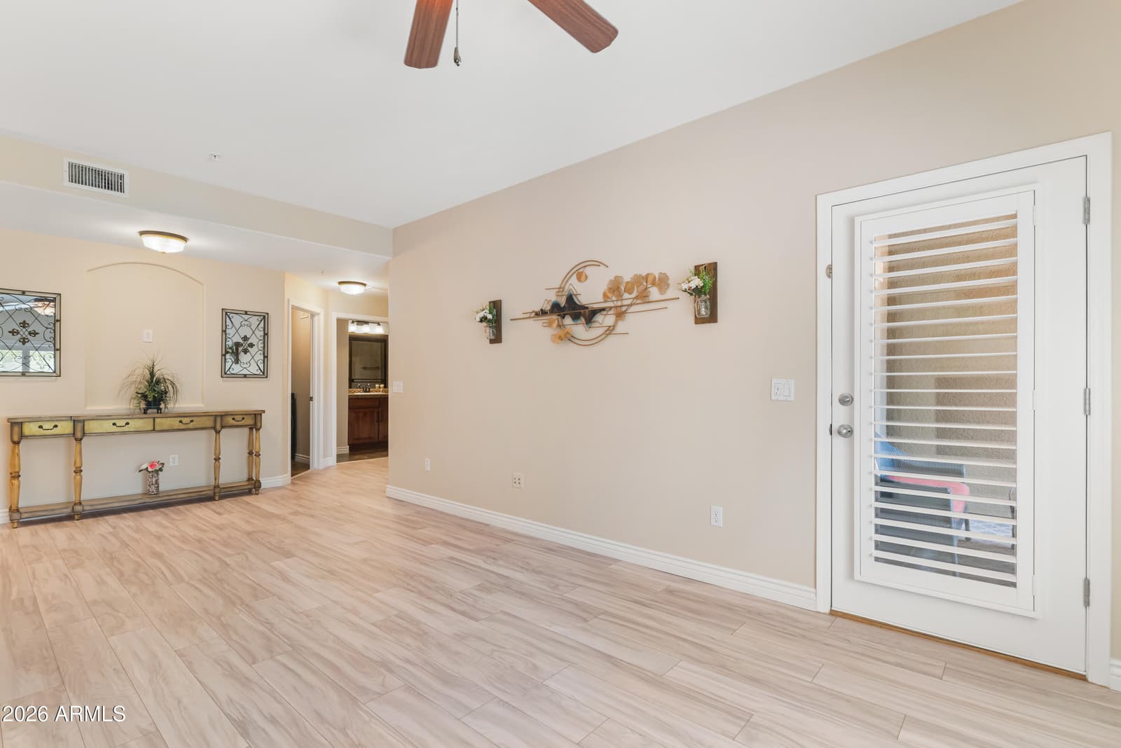 5350 E DEER VALLEY Drive 2400, Phoenix, AZ 85054 — photo 28 of 53