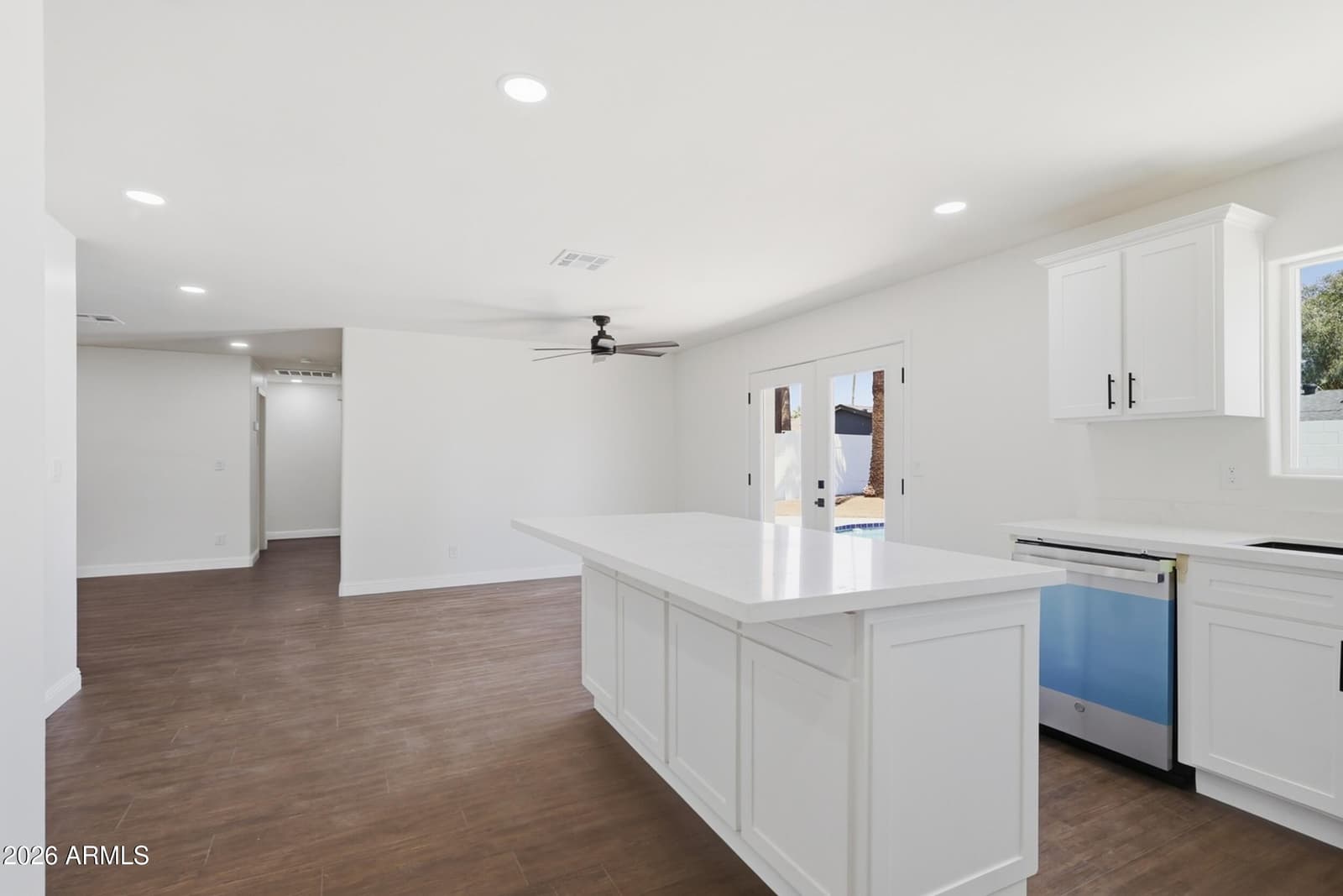 3518 E Angela Drive, Phoenix, AZ 85032 — photo 5 of 28