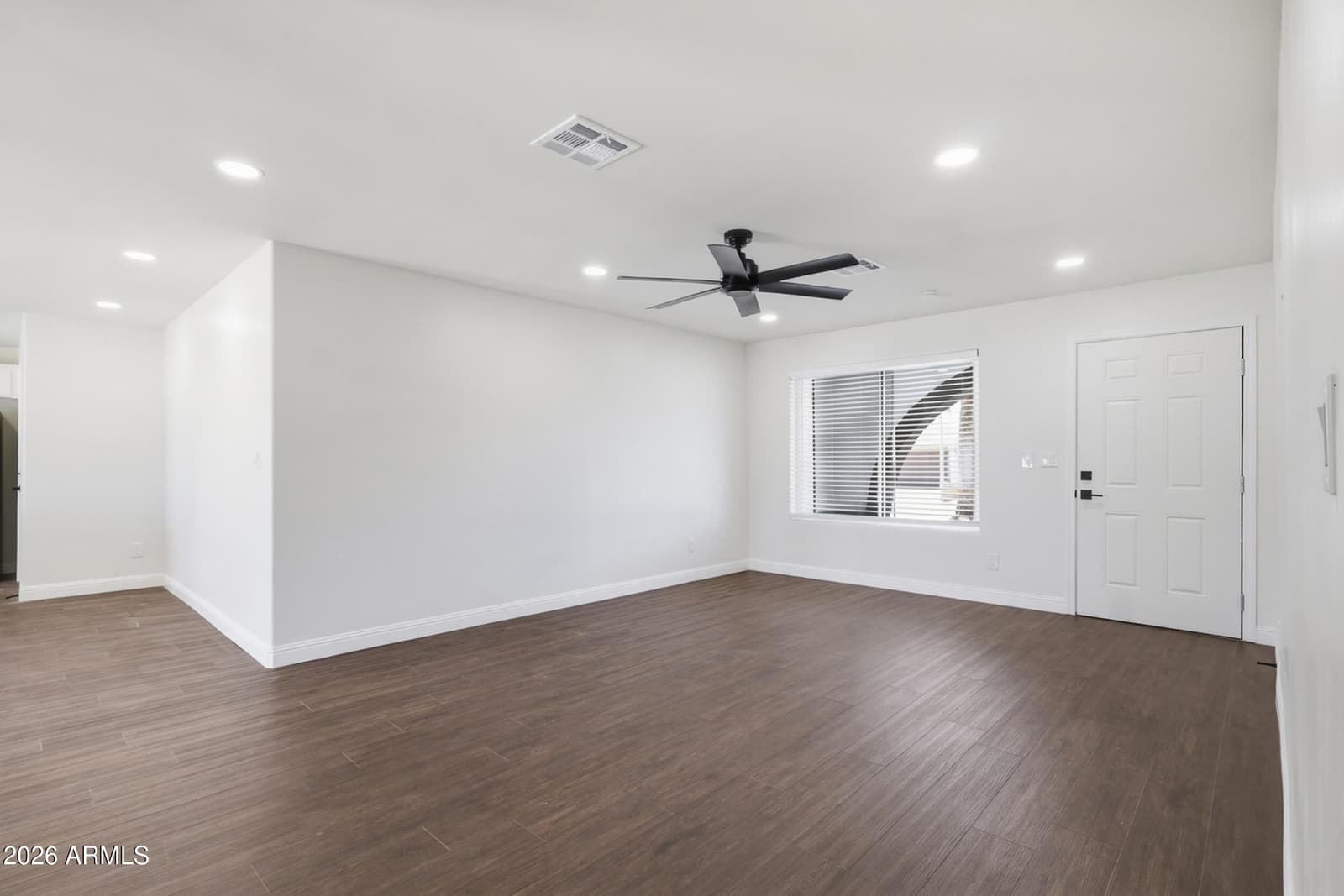 3518 E Angela Drive, Phoenix, AZ 85032 — photo 10 of 28