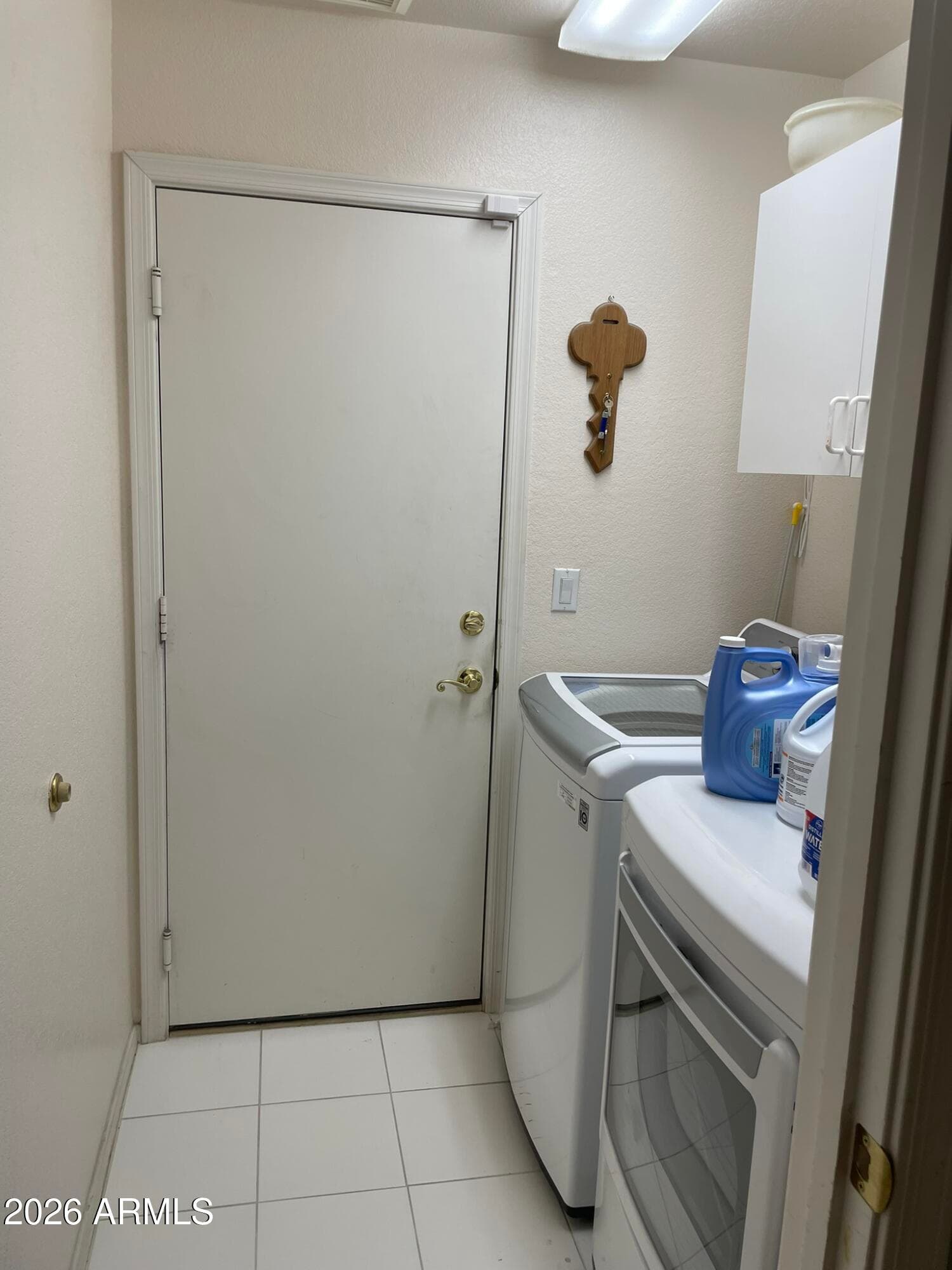 2506 E CASITAS DEL RIO Drive E, Phoenix, AZ 85024 — photo 19 of 23