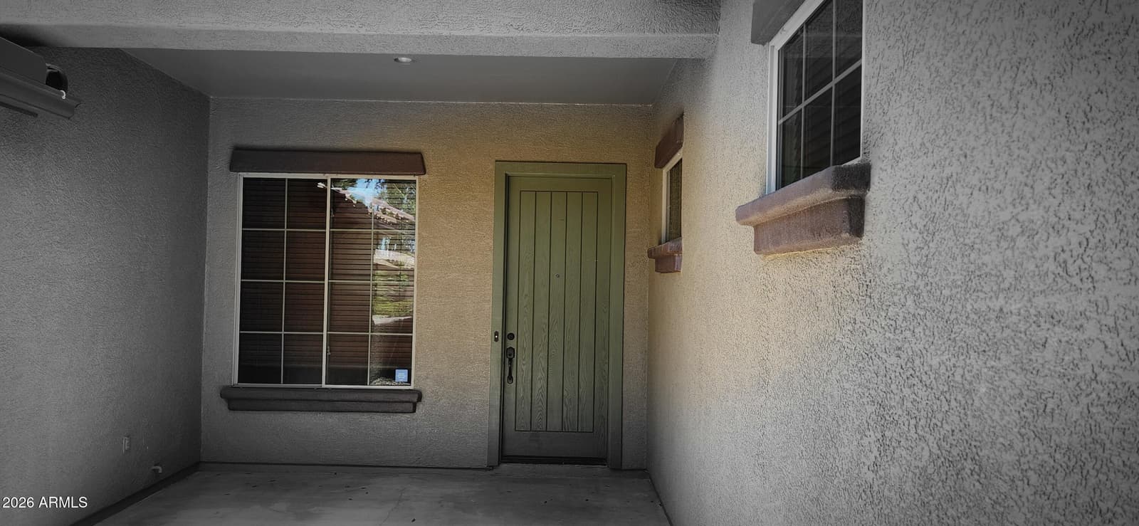 1046 E PHELPS Street, Gilbert, AZ 85295 — photo 3 of 29