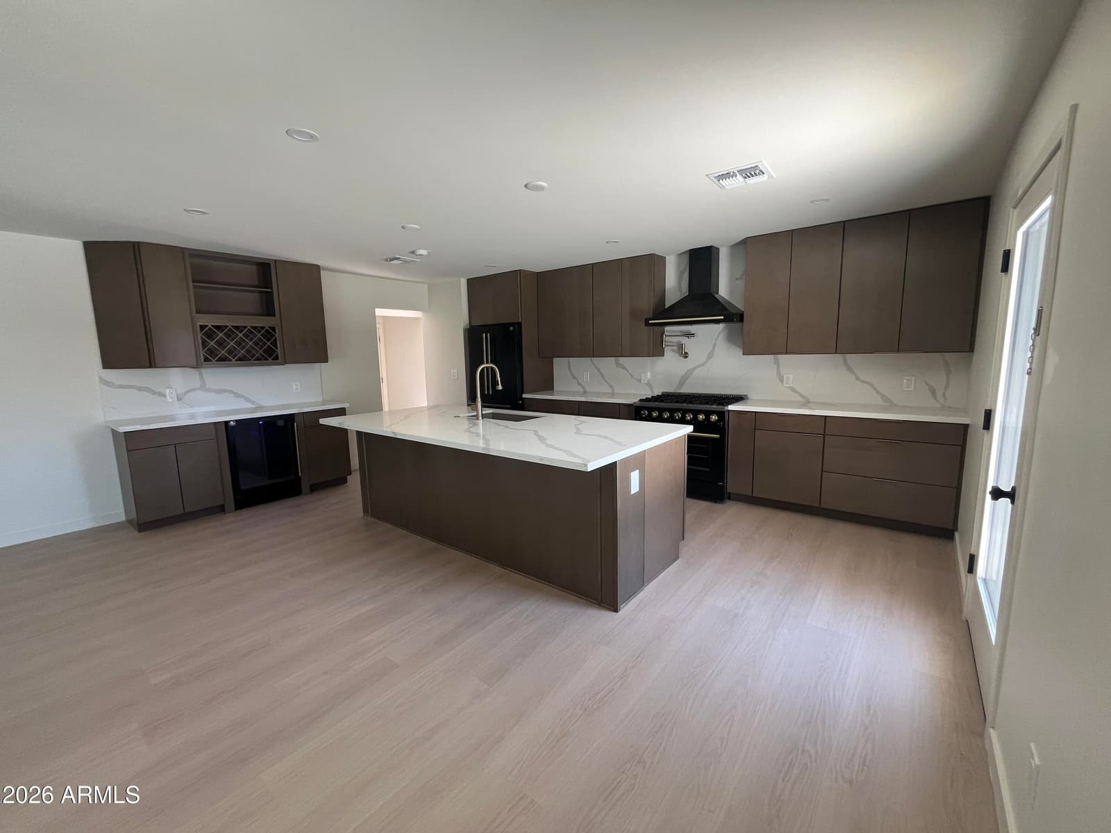 10010 N 29TH Street, Phoenix, AZ 85028 — photo 3 of 5
