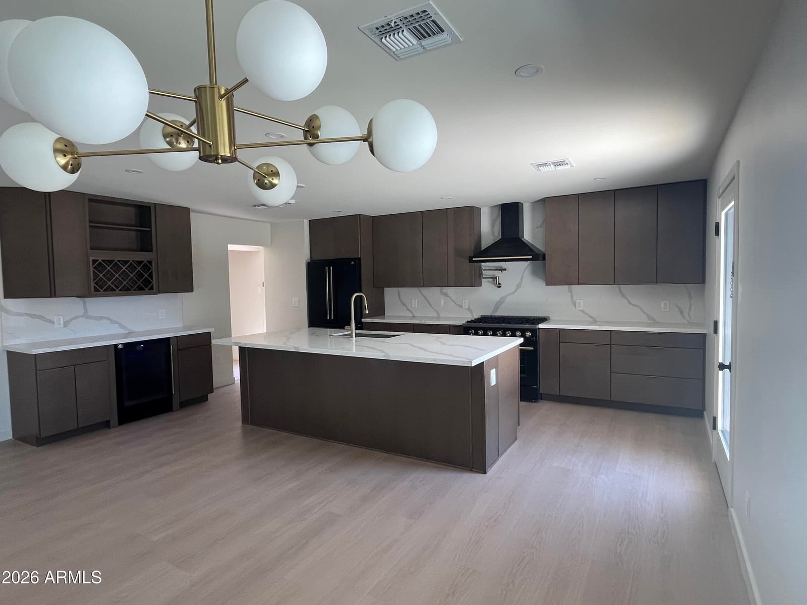 10010 N 29TH Street, Phoenix, AZ 85028 — photo 4 of 5