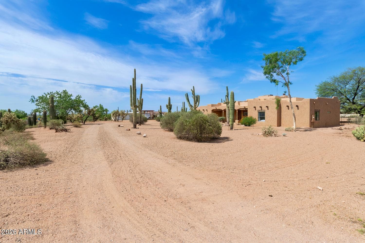 4750 N CACTUS Road, Apache Junction, AZ 85119 — photo 5 of 47