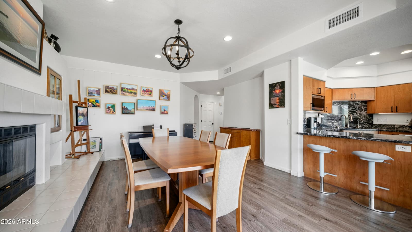 11225 N 11TH Place, Phoenix, AZ 85020 — photo 19 of 48