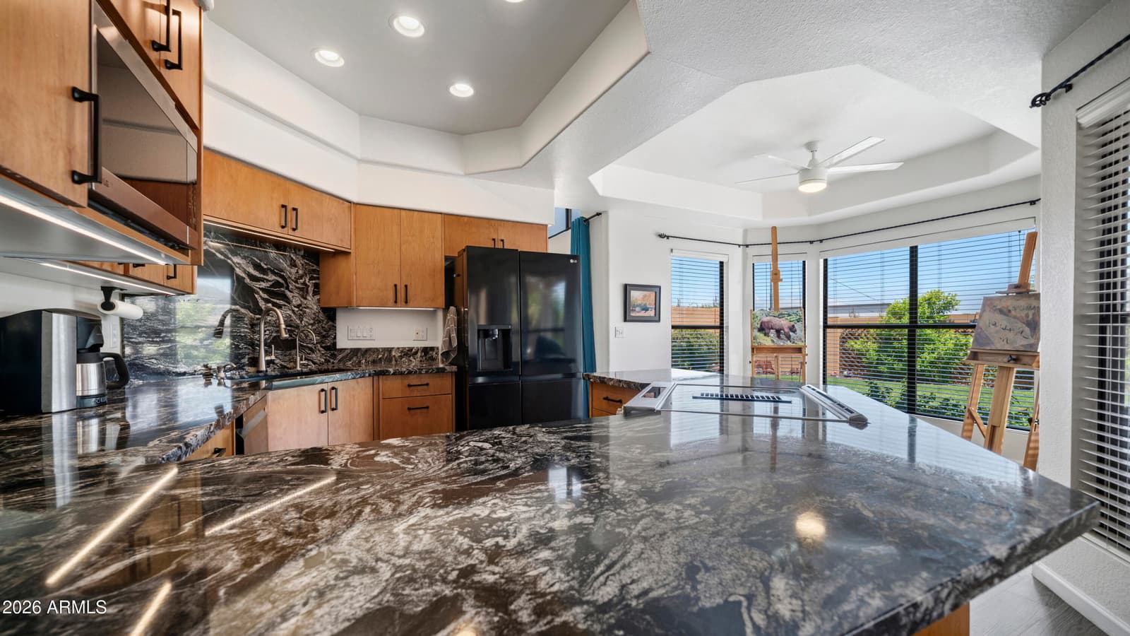 11225 N 11TH Place, Phoenix, AZ 85020 — photo 4 of 48