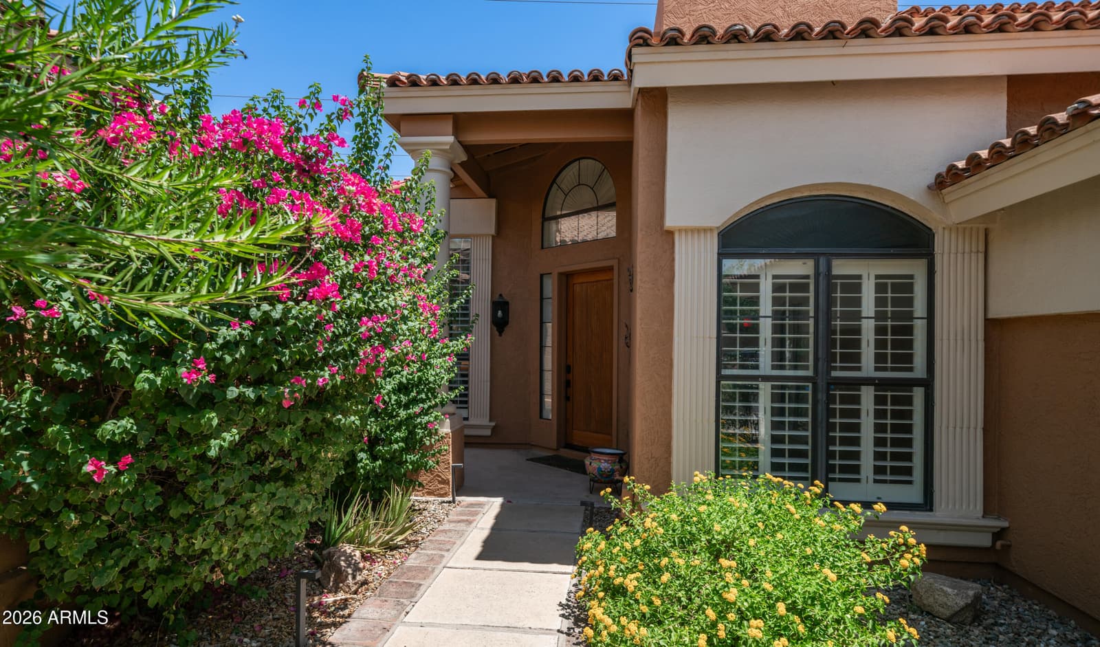 11225 N 11TH Place, Phoenix, AZ 85020 — photo 2 of 48