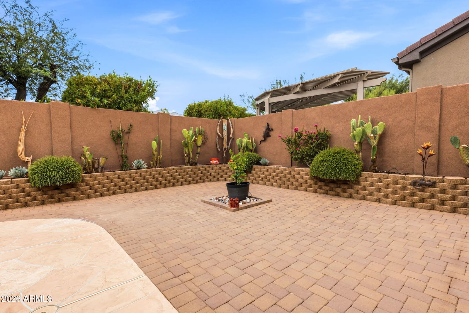 41812 N IRON HORSE Court, Anthem, AZ 85086 — photo 34 of 42