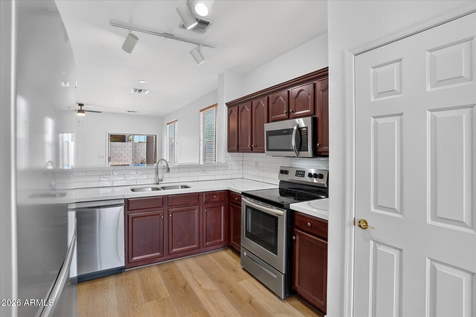 9004 W FULLAM Street, Peoria, AZ 85382 — photo 12 of 27