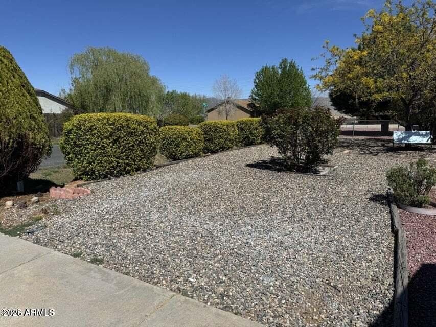 8901 E ROWEL Drive, Prescott Valley, AZ 86314 — photo 4 of 36