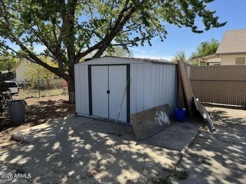 8901 E ROWEL Drive, Prescott Valley, AZ 86314 — photo 8 of 36