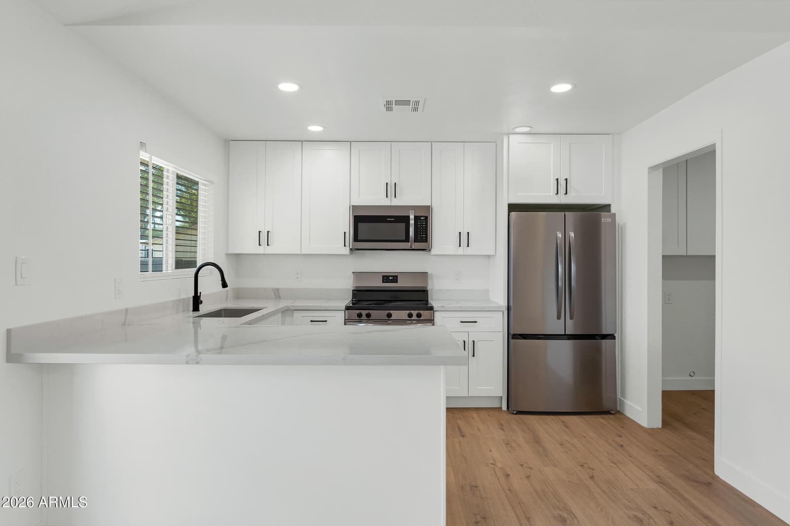 323 W HARVARD Avenue, Gilbert, AZ 85233 — photo 10 of 29