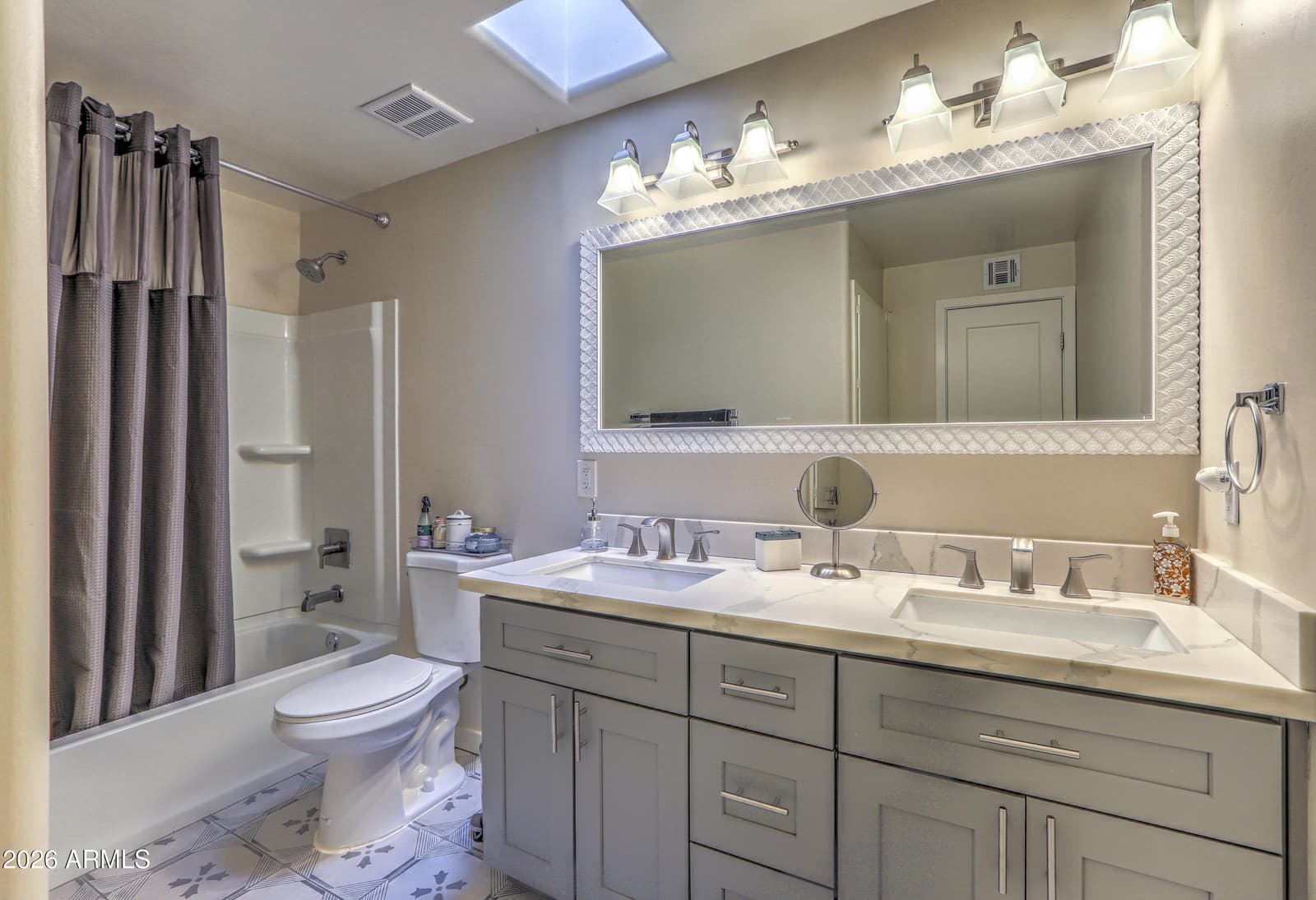 8720 E SAN MIGUEL Avenue, Scottsdale, AZ 85250 — photo 16 of 30