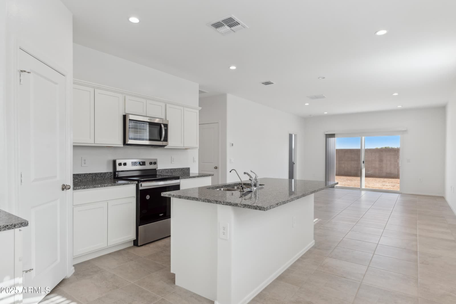 1348 W WALTON Avenue, Coolidge, AZ 85128 — photo 4 of 21