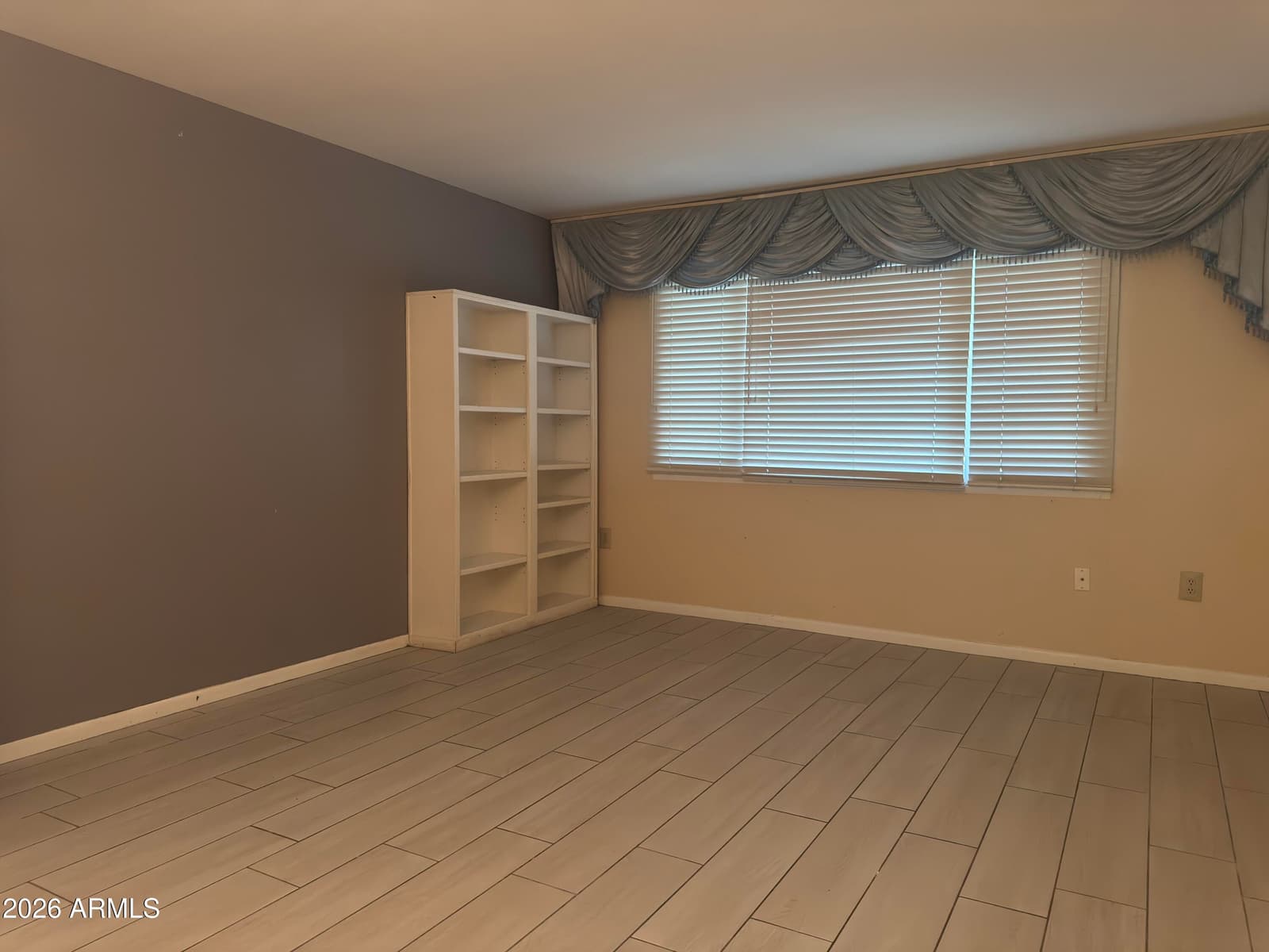 10362 W LOMA BLANCA Drive, Sun City, AZ 85351 — photo 16 of 26
