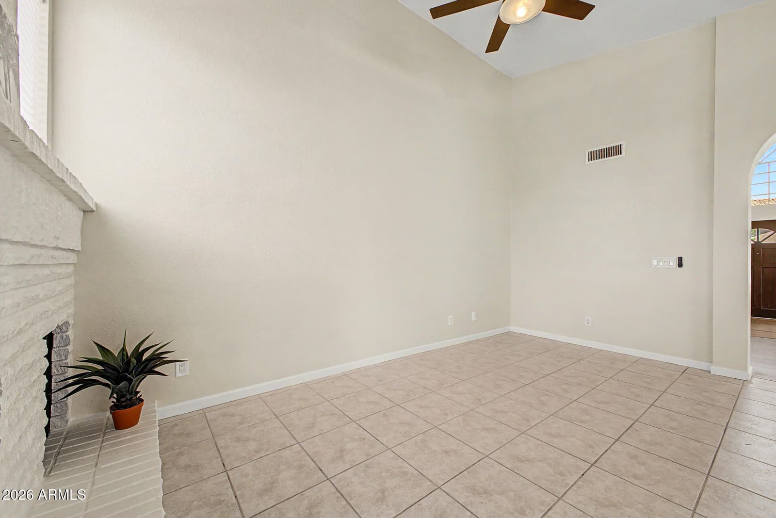 4905 E MONTE CRISTO Avenue, Scottsdale, AZ 85254 — photo 10 of 42