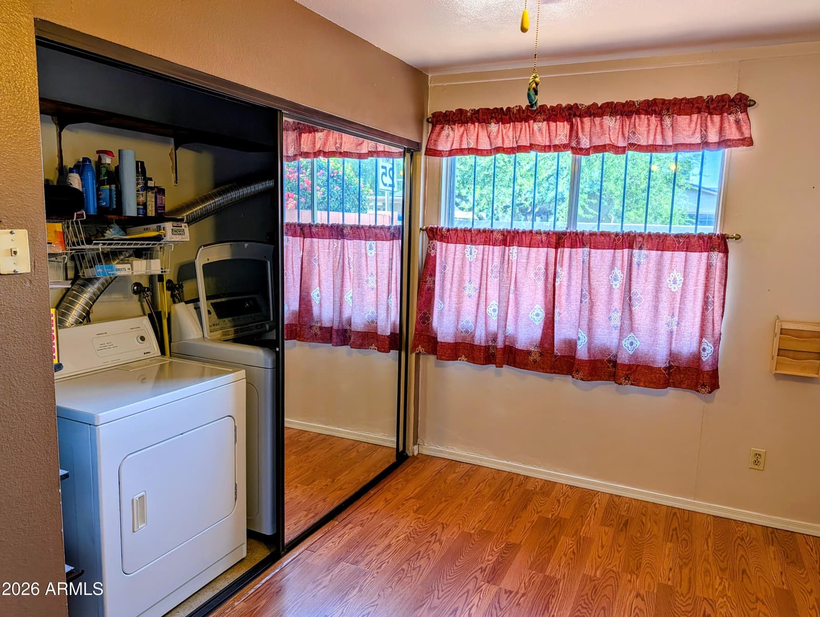 4213 N 73RD Lane, Phoenix, AZ 85033 — photo 13 of 26