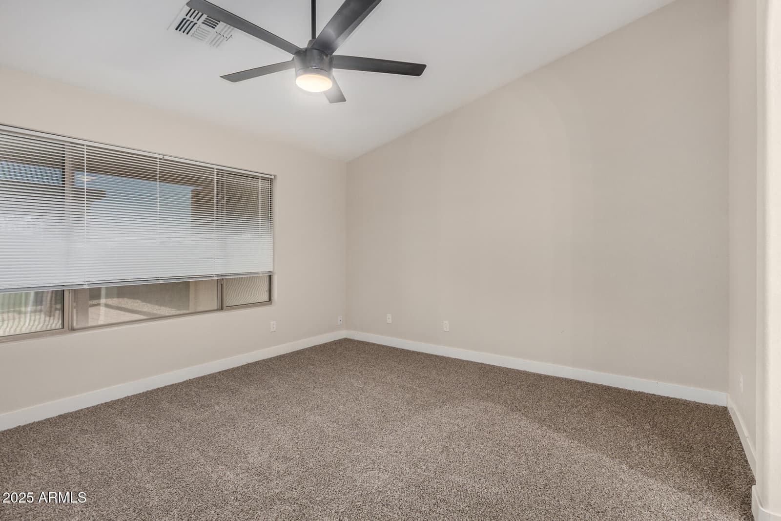 3885 E LAMBETH Place, San Tan Valley, AZ 85140 — photo 9 of 27