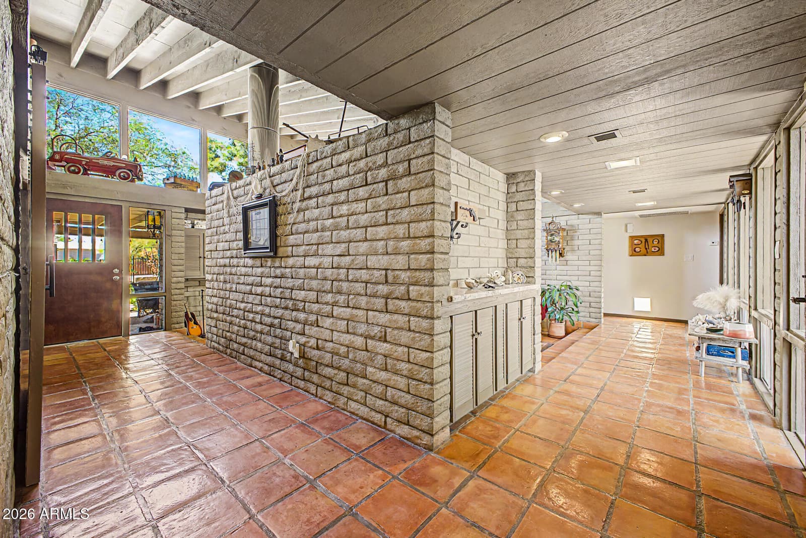 6510 E DIXILETA Drive, Cave Creek, AZ 85331 — photo 10 of 43