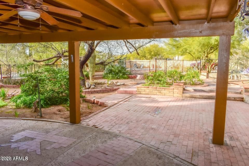 6510 E DIXILETA Drive, Cave Creek, AZ 85331 — photo 27 of 43