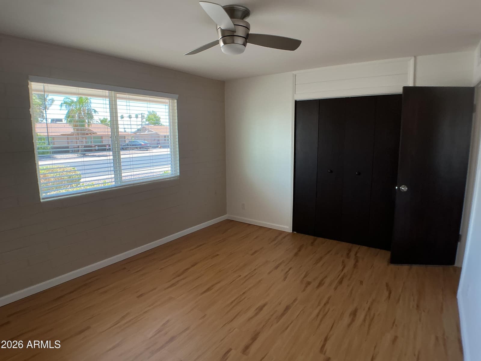 10846 W OAKMONT Drive, Sun City, AZ 85351 — photo 15 of 32