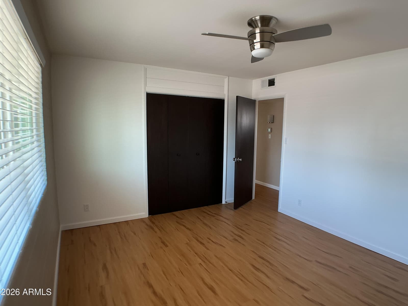 10846 W OAKMONT Drive, Sun City, AZ 85351 — photo 14 of 32