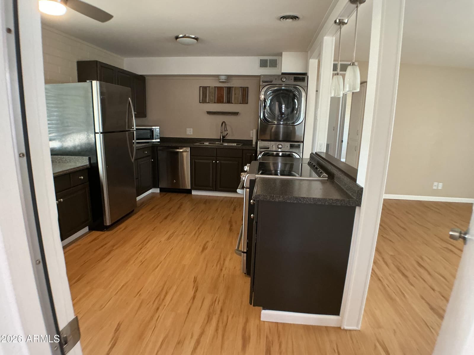 10846 W OAKMONT Drive, Sun City, AZ 85351 — photo 3 of 32