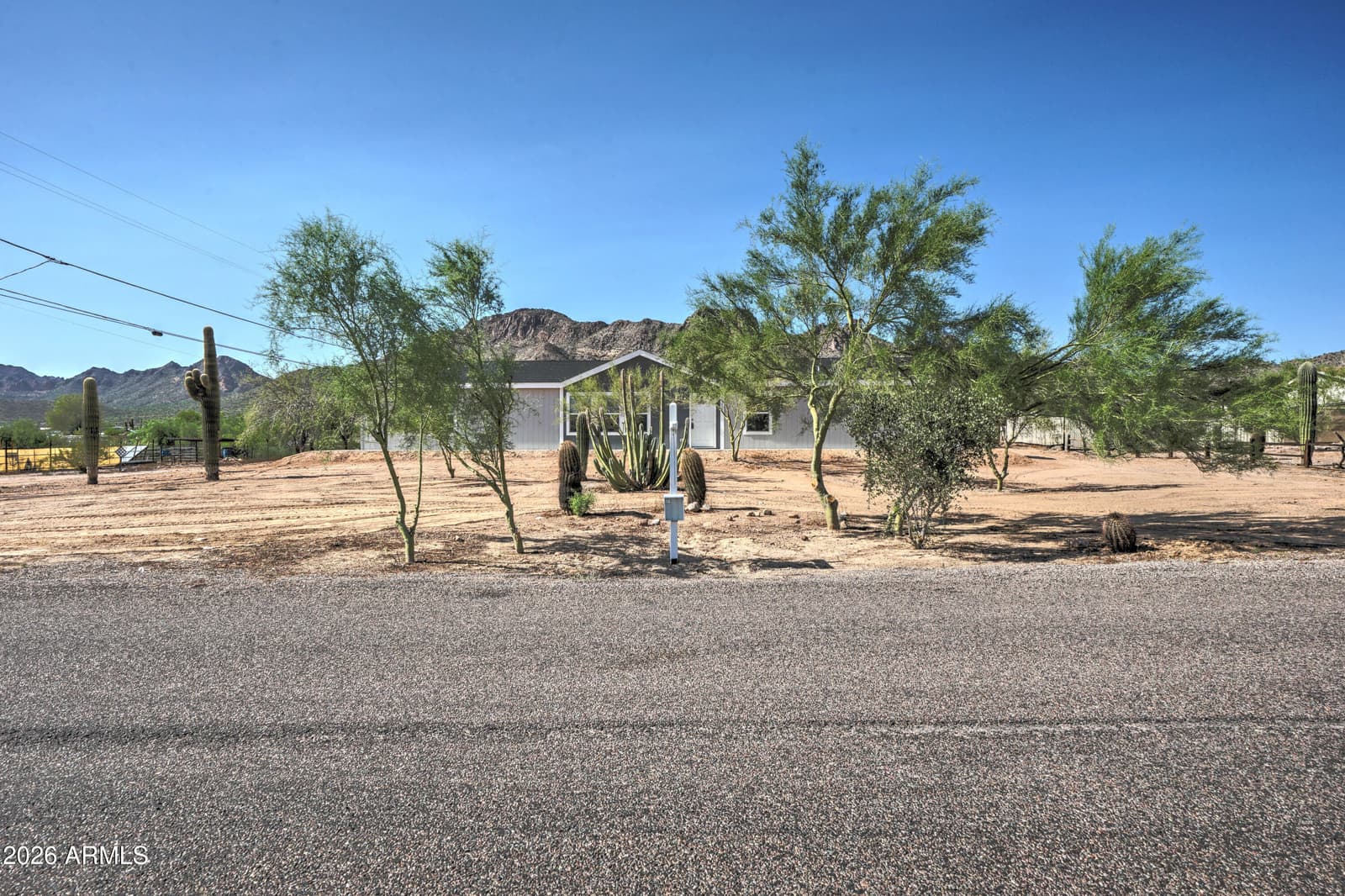 1170 W Frontier Street, Apache Junction, AZ 85120 — photo 35 of 37