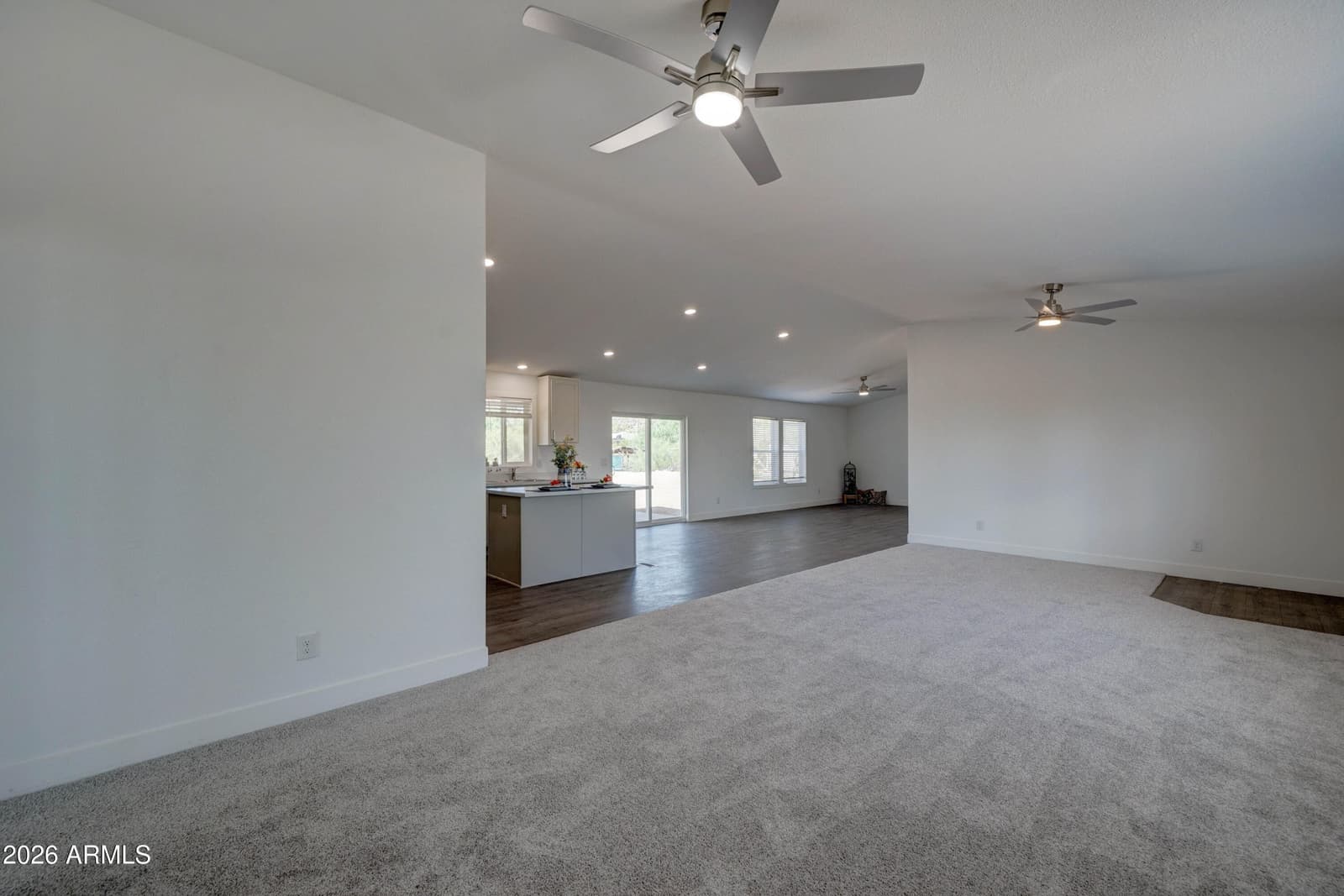 1170 W Frontier Street, Apache Junction, AZ 85120 — photo 5 of 37