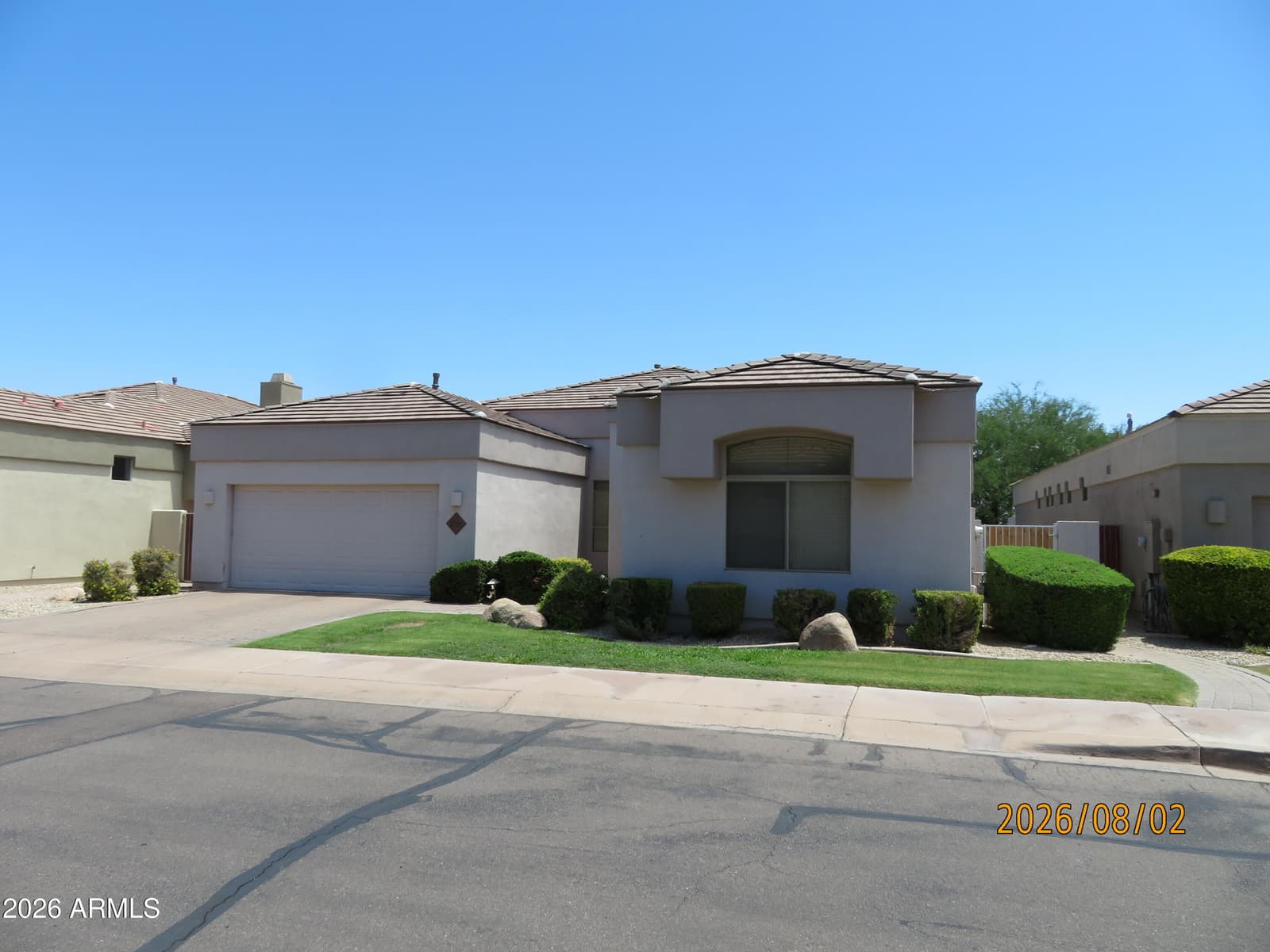 8727 E Tuckey Lane, Scottsdale, AZ 85250 — photo 2 of 11