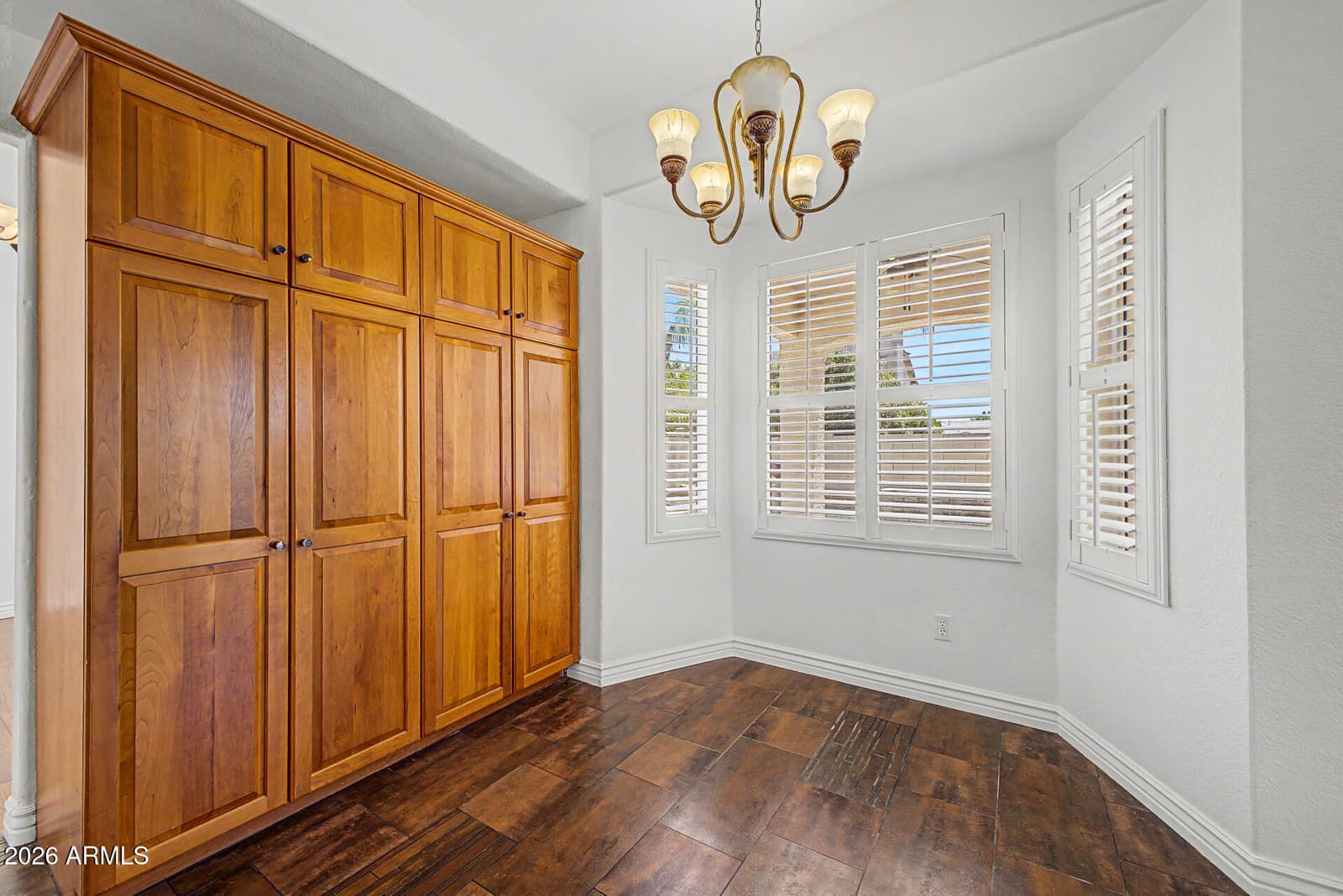 9289 E BLANCHE Drive, Scottsdale, AZ 85260 — photo 11 of 36