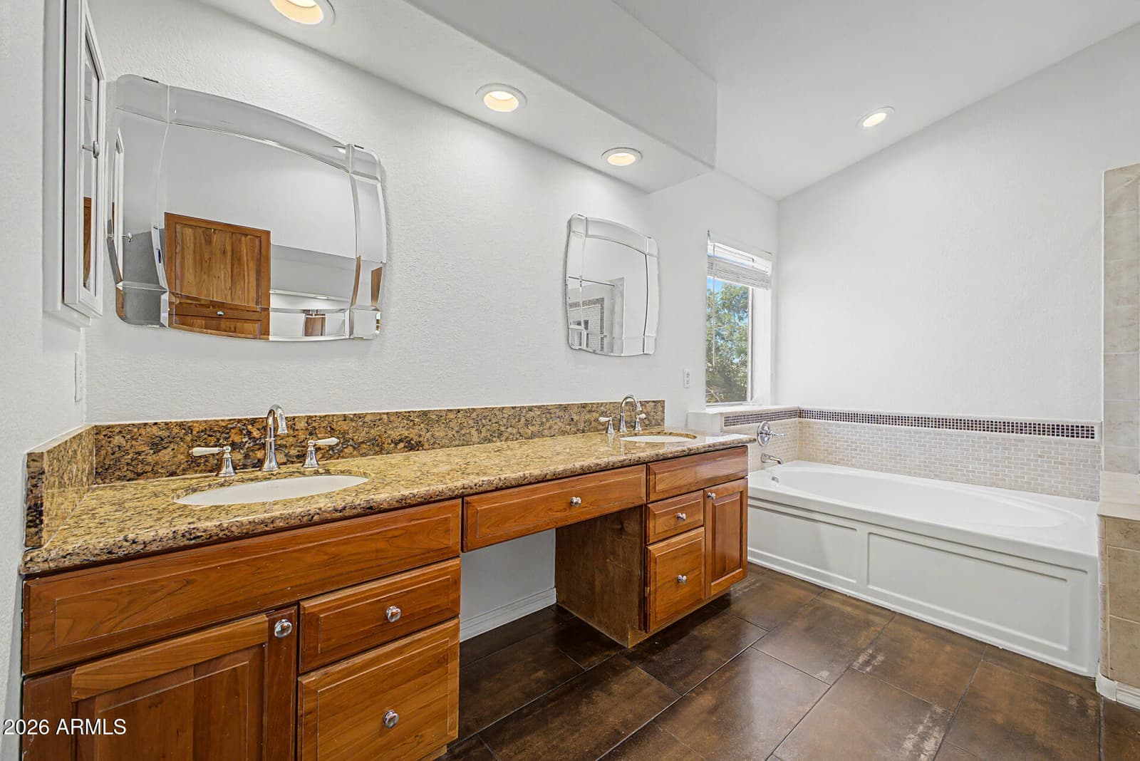 9289 E BLANCHE Drive, Scottsdale, AZ 85260 — photo 18 of 36