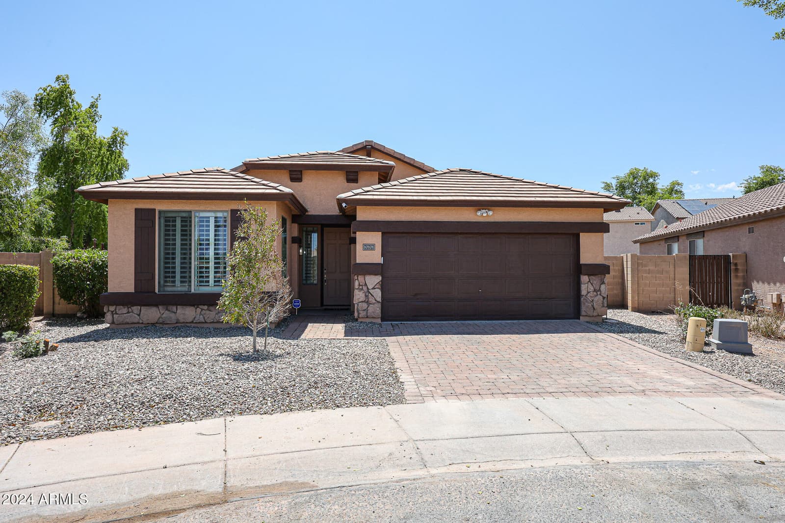 10101 W CORDES Road, Tolleson, AZ 85353 — photo 1 of 41
