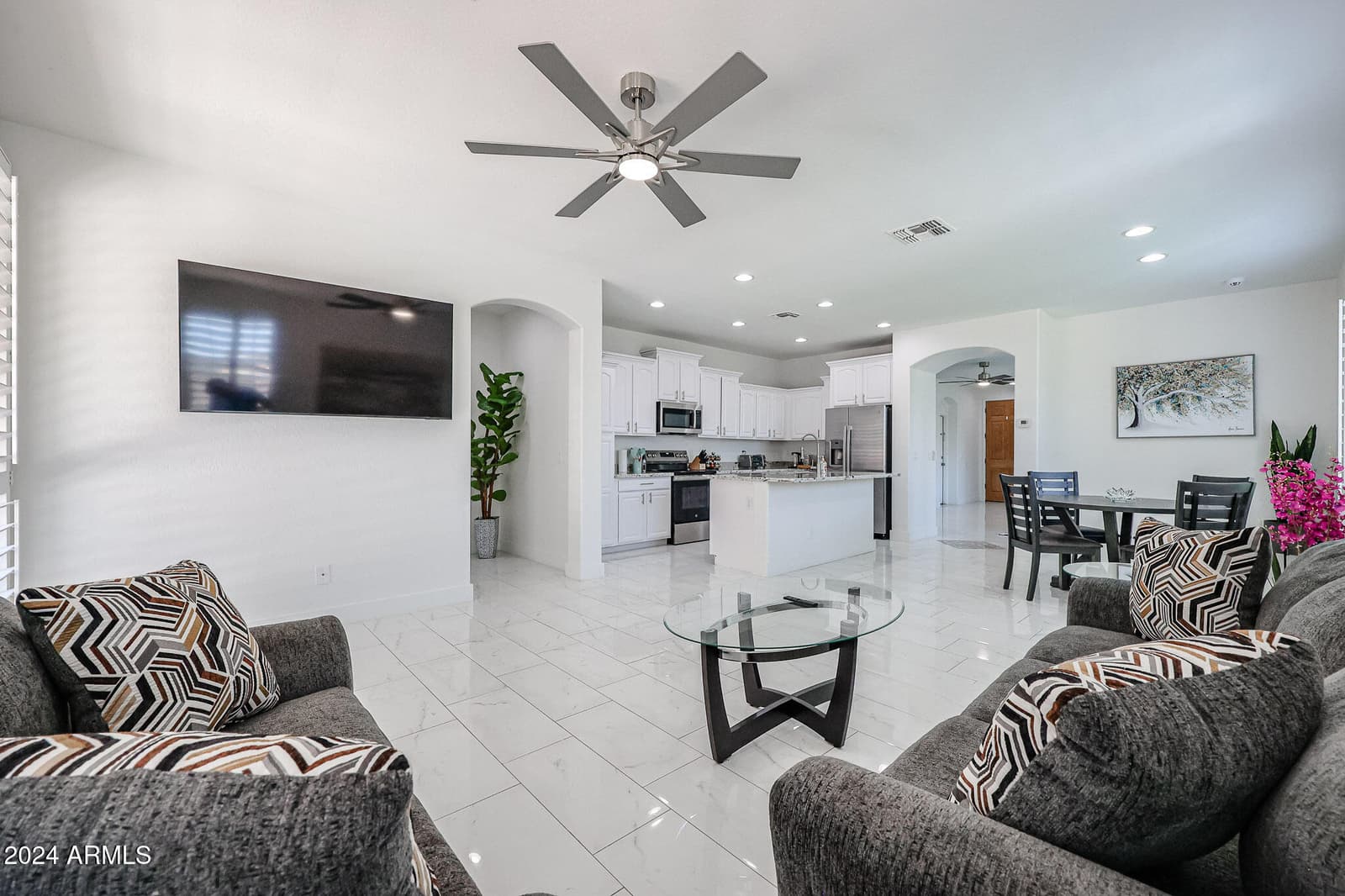 10101 W CORDES Road, Tolleson, AZ 85353 — photo 18 of 41