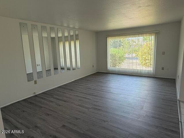 9910 W Kingswood Circle, Sun City, AZ 85351 — photo 5 of 22