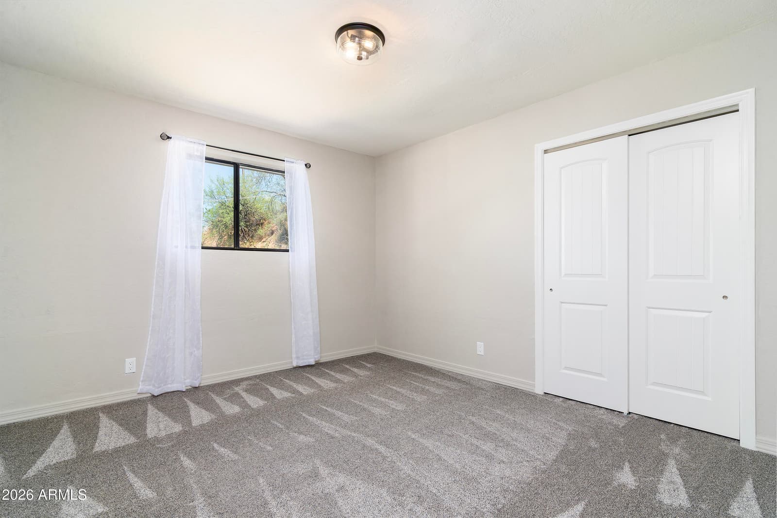 985 E SAGUARO Drive, Globe, AZ 85501 — photo 19 of 42