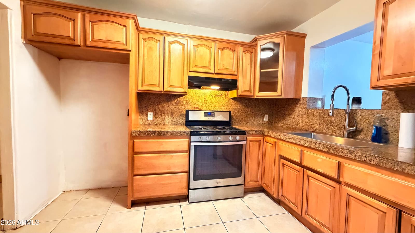 3230 E MCKINLEY Street, Phoenix, AZ 85008 — photo 5 of 31