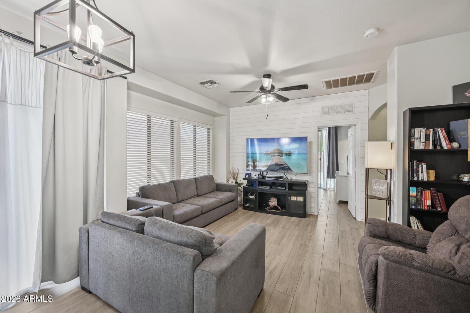 905 S BRISTOL, Mesa, AZ 85208 — photo 4 of 20
