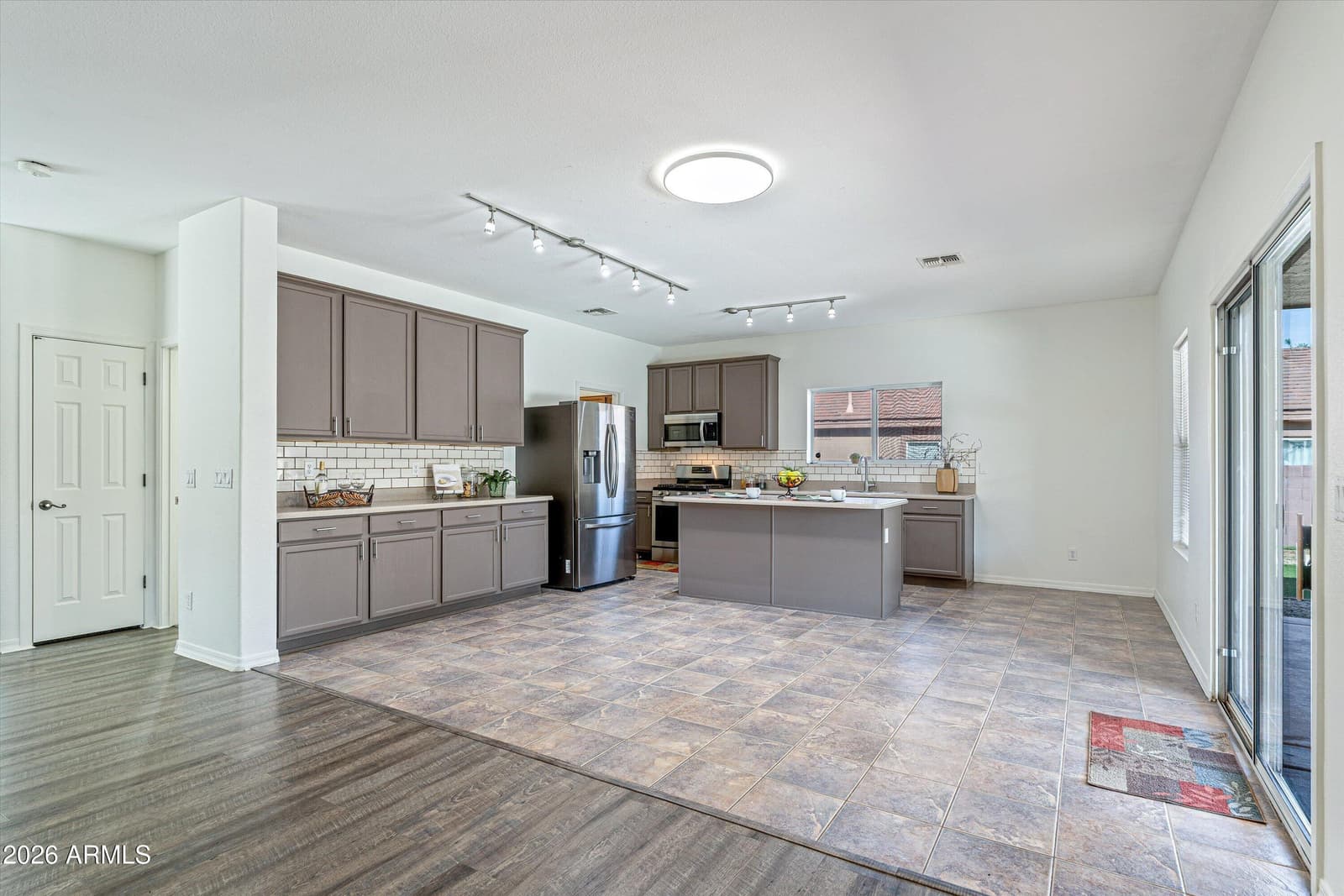 304 E WESTERN HEMLOCK Place, Sahuarita, AZ 85629 — photo 9 of 50
