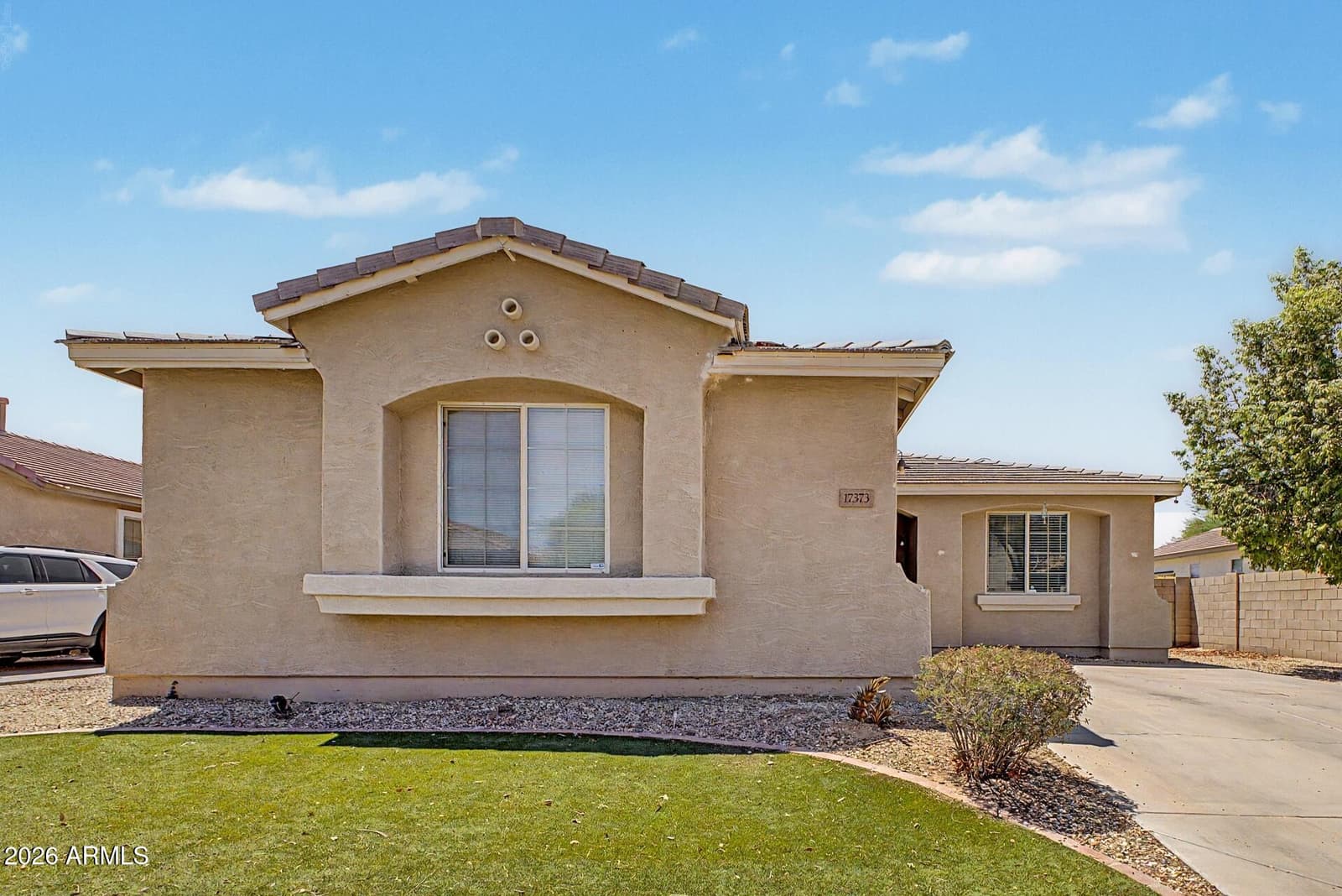 17373 W PINNACLE VISTA Drive, Surprise, AZ 85387 — photo 1 of 21
