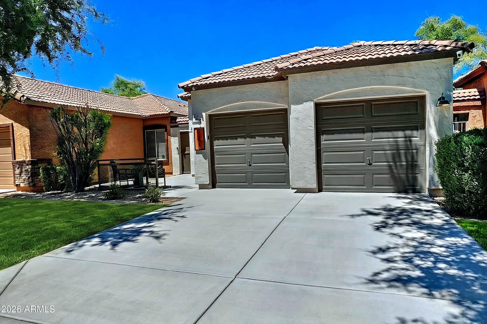 948 S BANNING Street, Gilbert, AZ 85296 — photo 2 of 29
