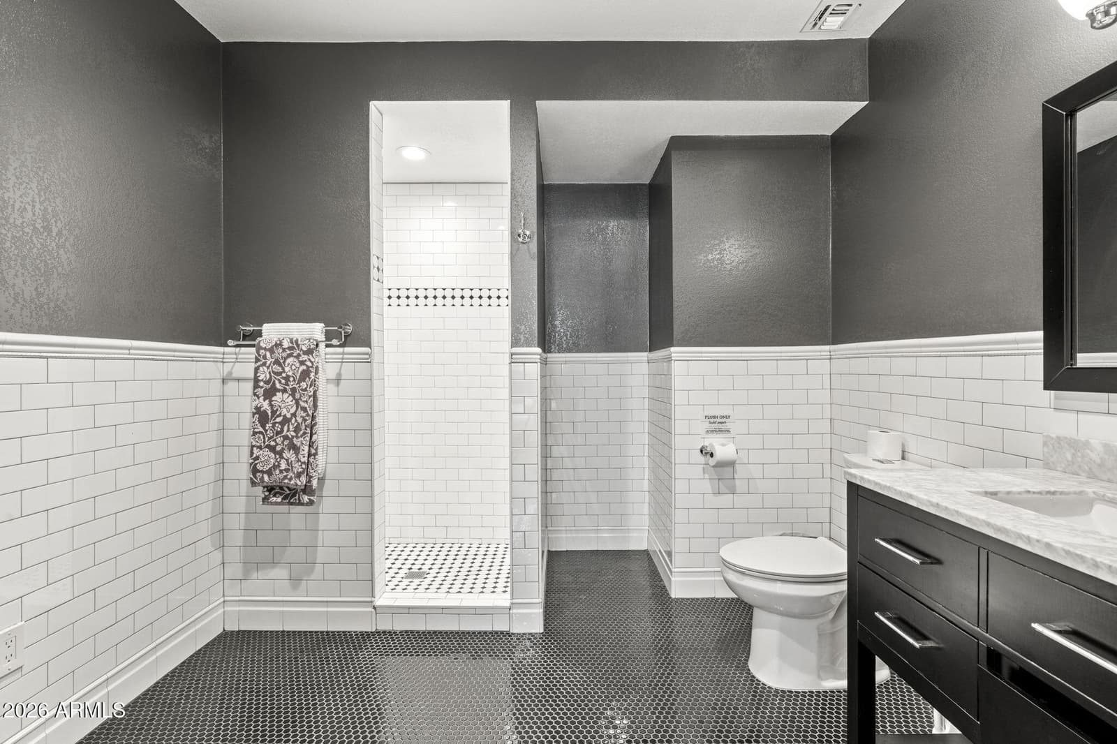 5710 E Camelback Road, Phoenix, AZ 85018 — photo 40 of 44